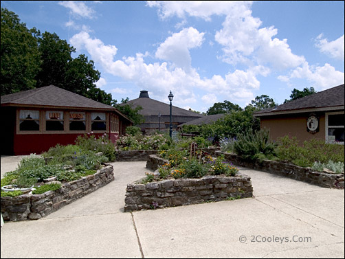 Ozark Folk Center gardens